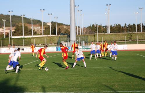 Victoire des six-fournais dans les arrêts de jeu.