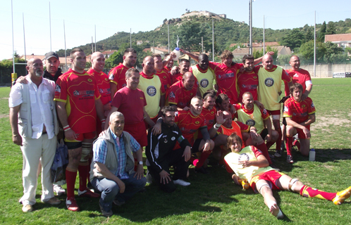 Les Six-Fournais ont une confortable avance face  au JA Isle rugby. 