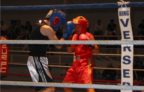 Premier combat de la soirée en BEA