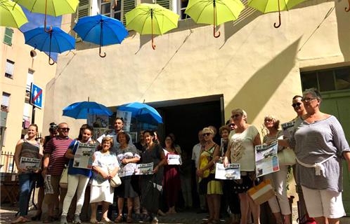 Les 15 journalistes amateurs accueillis dans les locaux du Secours catholique pour leurs conférences de rédaction.