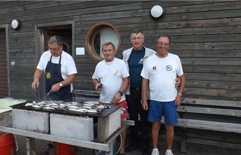 Les membres de l'APPB aux fourneaux