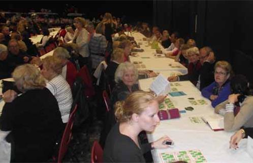 Ambiance conviviale sur les grandes tablées.