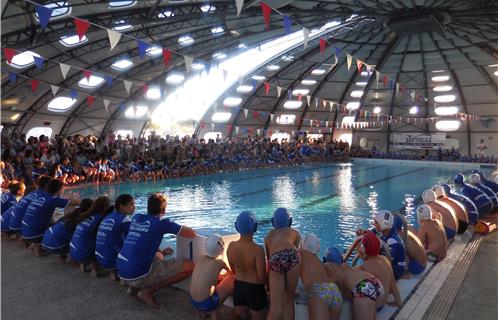 Plus de 80 jeunes ont participé à la fête du club mardi soir à la piscine municipale de Six-Fours.