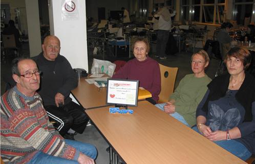 Les bénévoles de l'Amicale des donneurs de sang, au centre, Micheline Cotier, sa présidente.