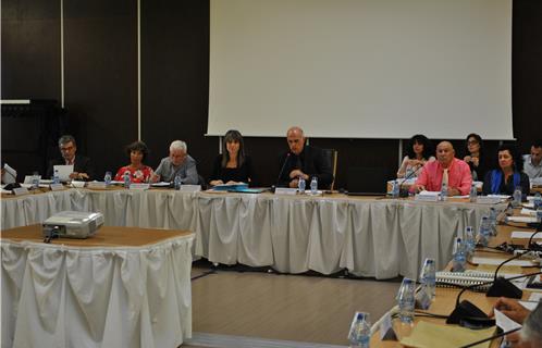 Au centre Ferdinand Bernhard le maire de Sanary et sa 1ère adjointe Patricia Aubert pour présider le conseil municipal.