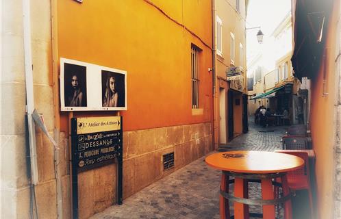 Des portraits à chaque coin de rue. 