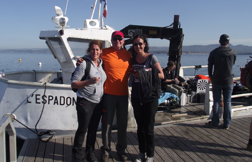 Patrick Bonzom entouré de la réalisatrice Fabienne Godet et de la directrice de production Sophie.