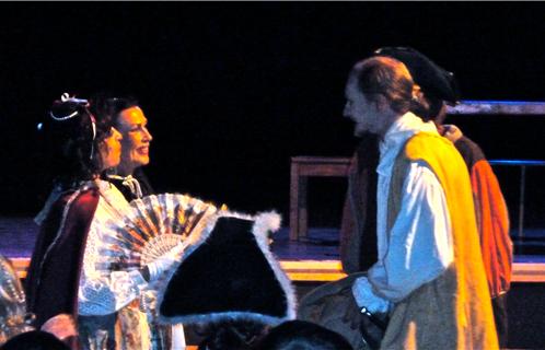 Scène de Cyrano de Bergerac par le P'tit Hang'Art Théâtre