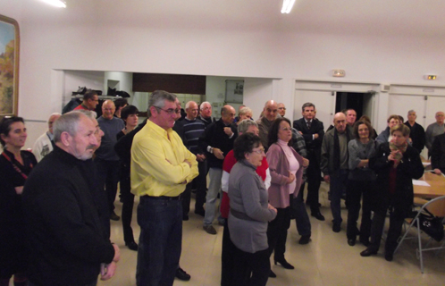 Un moment convivial pour les propriétaires de pointus de Sanary.