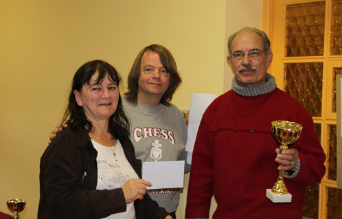 William Perrette vainqueur du tournoi B avec Henk et Claudine Brongers.