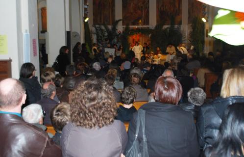 Salle comble à la Paroisse Saint Pierre du Brusc.