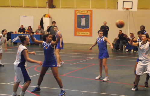 Les féminines de Sanary basket club ont failli créer la surprise au gymnase Brunel.