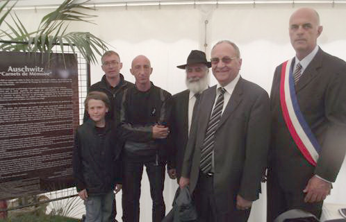 Les photograpges Dominique Leriche et Laurent Martinat avec le rabbin Moha, Jean Picano et Ferdinand Bernhard.