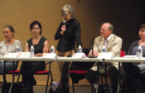 Isabelle Decitre, présidente de l'antenne Varoise de Dyspraxique mais fantastique a animé cette journée d'information.