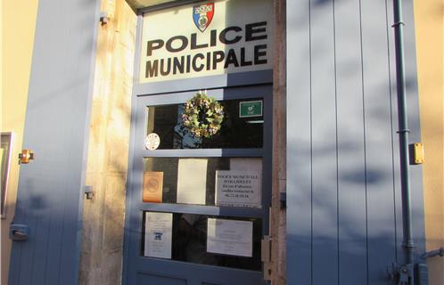 Pas de mission particulière pour la Police Municipale dont les portes resteront fermées de mercredi soir 20 heures au vendredi matin.