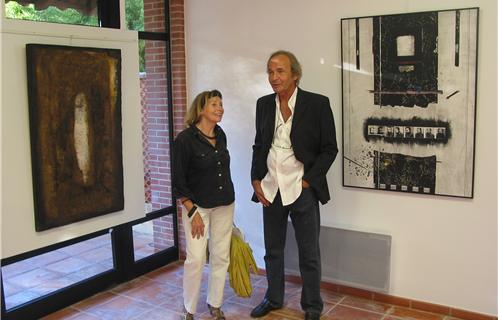 Les œuvres de Marie-Françoise Radovic-Douillard et Guy Rubiella côte à côte.