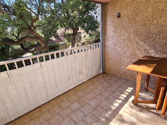 Vente  Appartement T2  de 46 m² à La Seyne 174 000 euros Réf: SFN-045009E23MGE