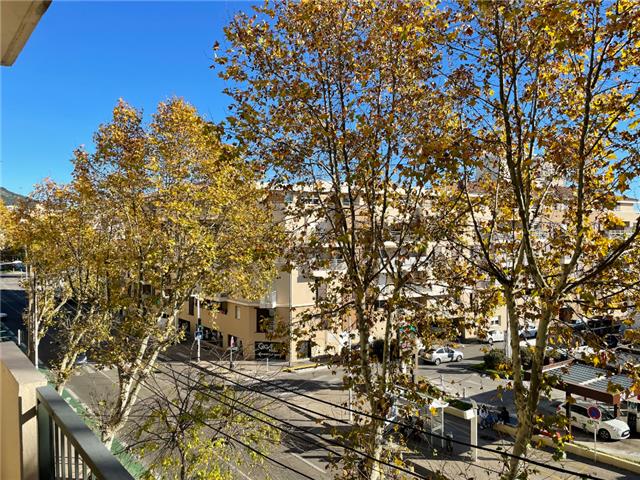 Vente  Appartement T3  de 58 m² à Toulon 110 000 euros Réf: SFN-045944E25P0N