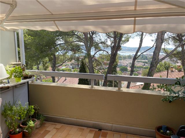 Vente  Appartement T2  de 36 m² à La Seyne 158 000 euros Réf: SFN-045944E23KW7