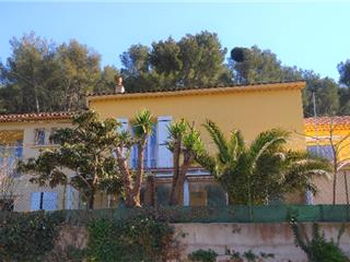 Vente  Maison de 260 m² à Ollioules 1 245 000 euros Réf: SFN-045921E1W408