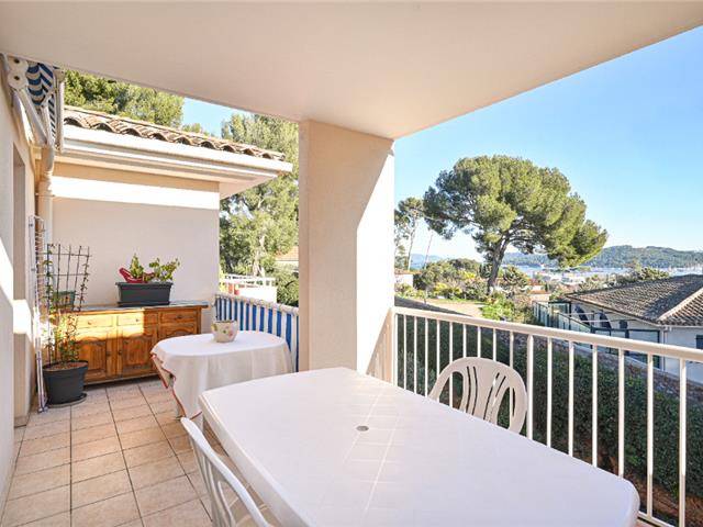 Vente  Appartement T4  de 84 m² à La Seyne 475 000 euros Réf: SFN-045944E26EO6
