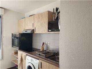 Vente  Appartement T3  de 74 m² à La Seyne 155 000 euros Réf: SFN-045009E26XLR