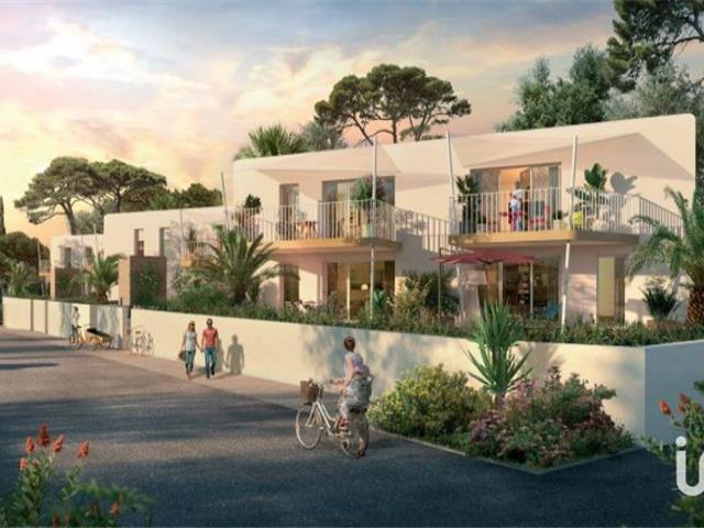 Vente  Appartement F2  de 51 m² au Lavandou 357 000 euros Réf: SFN-1183345-3