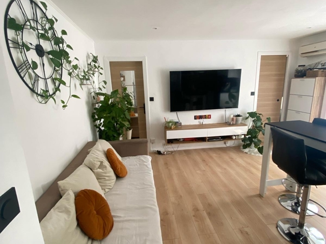 Vente  Appartement T2  de 33 m² à La Seyne 195 000 euros Réf: SFN-1479789