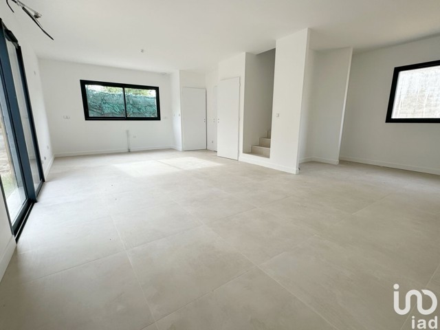 Vente  Maison de 99 m² à La Seyne 409 000 euros Réf: SFN-1243358-5