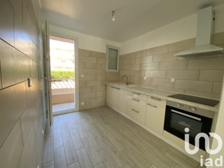 Vente  Appartement T3  de 62 m² à Sanary 345 000 euros Réf: SFN-1612329