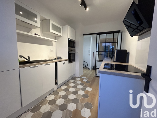 Vente  Appartement T3  de 59 m² à La Seyne 165 000 euros Réf: SFN-1636940