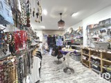 Vente  Local commercial de 32 m² à Hyères 38 750 euros
