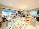 Vente  Local commercial de 60 m² à Saint Raphaël 218 000 euros