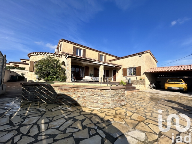 Vente  Maison de 185 m² à Sanary 835 000 euros Réf: SFN-1709601