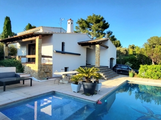 Vente  Maison de 150 m² à Sanary 990 000 euros Réf: SFN-1754306