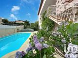 Vente  Maison de 204 m² à Six-Fours 828 000 euros