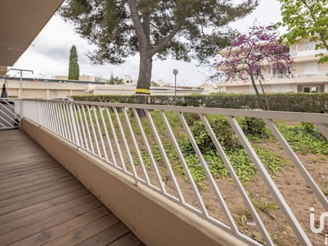 Vente  Appartement T3  de 63 m² à Sanary 368 000 euros Réf: SFN-1745937