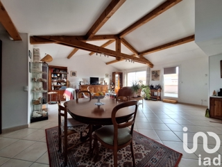Vente  Appartement F4  de 124 m² à Six-Fours 550 000 euros