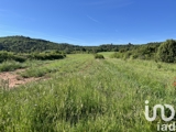 Vente  Terrain de 39168 m² à Saint Julien 124 000 euros