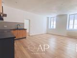 Vente  Appartement T2  de 51 m² à Toulon 160 000 euros