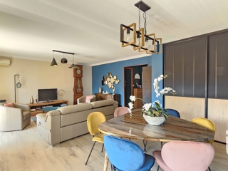 Vente  Appartement T4  de 82 m² à Sanary 598 000 euros