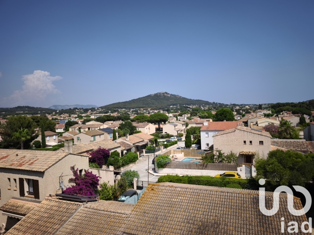 Vente  Appartement T2  de 43 m² à Six-Fours 175 000 euros Réf: SFN-1801427