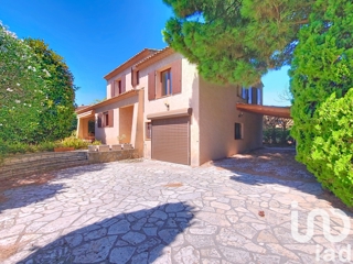 Vente  Maison de 123 m² à Six-Fours 595 000 euros