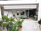 Vente  Appartement F3  de 65 m² à Hyères 370 000 euros