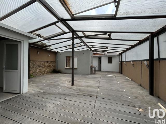 Vente  Local commercial de 145 m² à Six-Fours 48 000 euros Réf: SFN-1835607