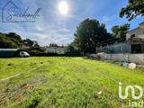 Vente  Terrain de 585 m² à Six-Fours 370 000 euros