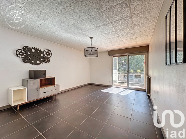Vente  Appartement T3  de 67 m² à La Seyne 170 000 euros Réf: SFN-1749147