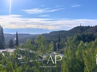 Vente  Appartement T5  de 137 m² à Bandol 399 000 euros Réf: SFN-1725580