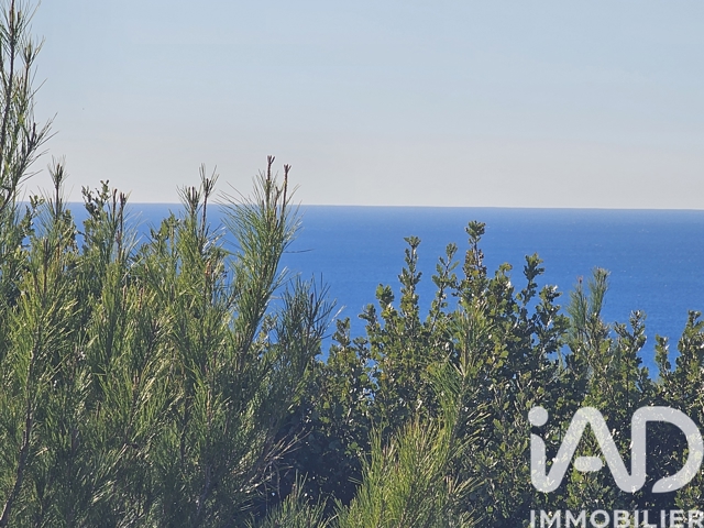 Vente  Appartement T4  de 74 m² à Six-Fours 470 000 euros Réf: SFN-1883367