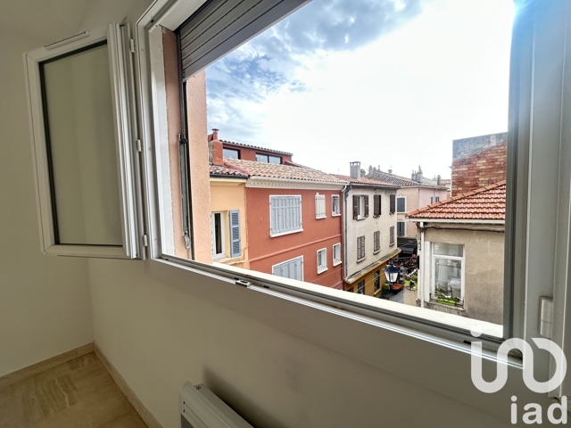 Vente  Appartement T3  de 74 m² à Sanary 350 000 euros Réf: SFN-1836145